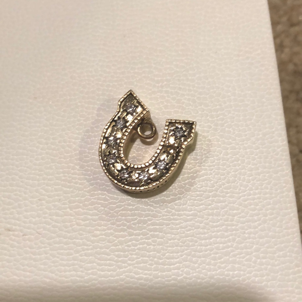 Juicy Couture horse shoe charm - Picture 2 of 3